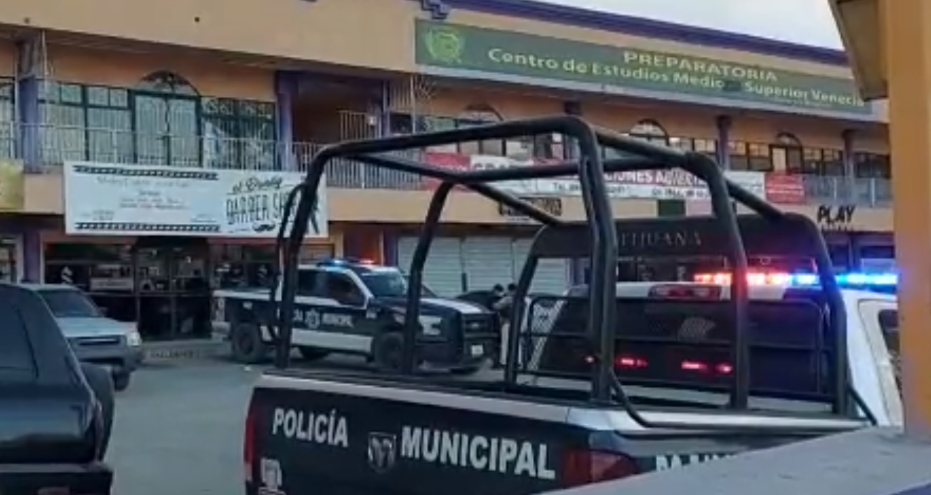 A plena luz de día, frente a clientes y colegas, matan a un hombre en  barbería de Villa Fontana | TJNoticias